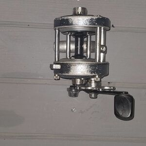 Vintage Millionaire Hi Speed Fishing Reel